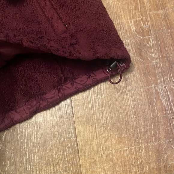 The North Face Maroon Fleece Jacket women large - Picture 2 of 7